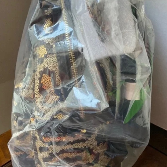 LOINGEFLY DISNEY PARKS MINNIE CHEETAH PRINT SEQUENCED  BACKPACK RARE NWT - Picture 2 of 4